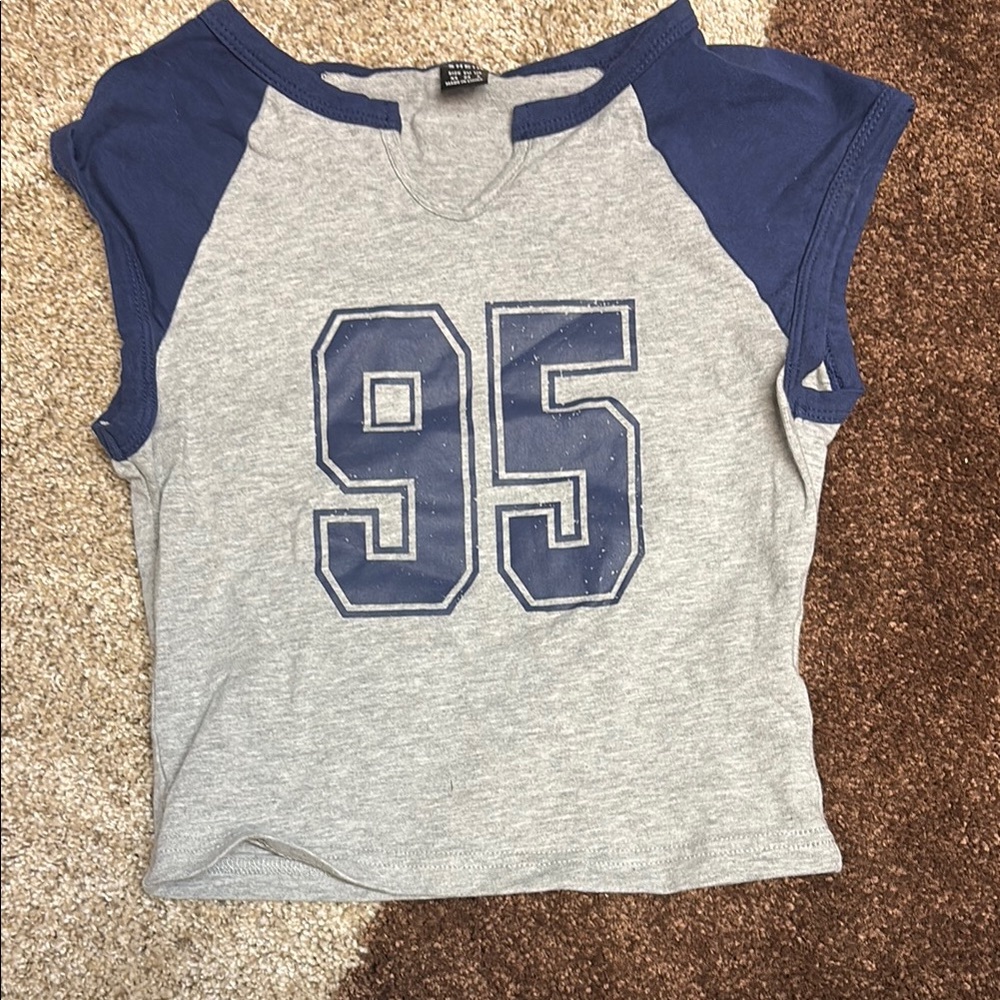Blue and Gray cropped Raglan Shirt